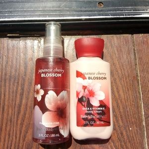 Bath and body works Japanese cherry blossom set
